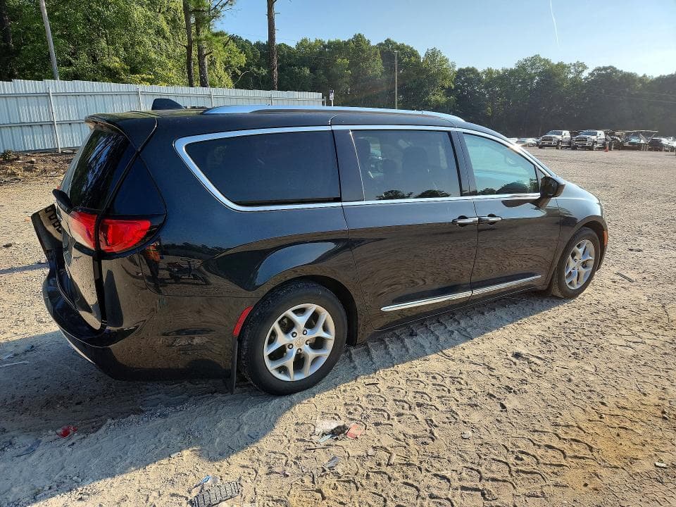 2017 CHRYSLER PACIFICA TOURING L PLUS 3
