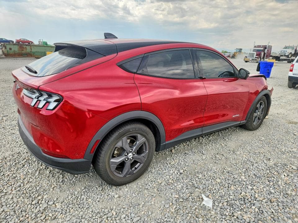 2023 FORD MUSTANG MACH-E SELECT 3