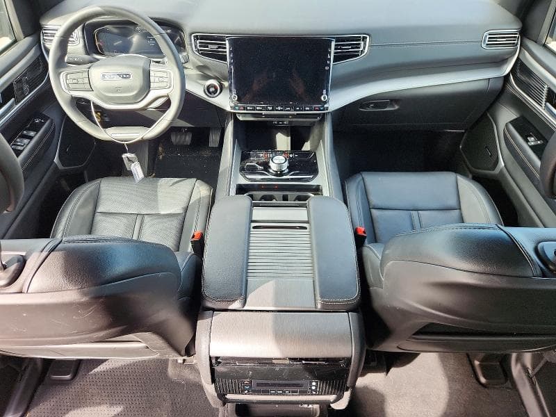 2025 JEEP WAGONEER SERIES II 8