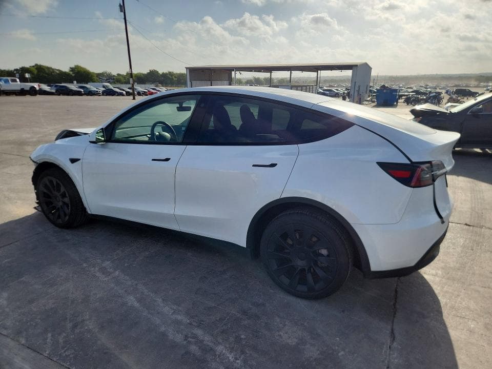 2023 TESLA MODEL  Y 2