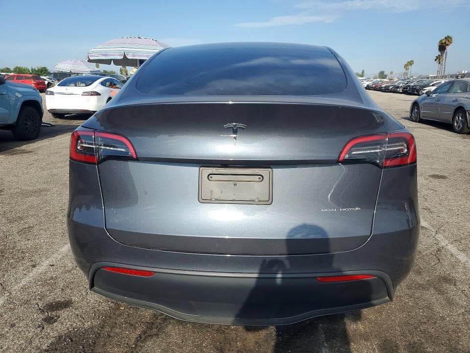 2023 TESLA MODEL Y 6