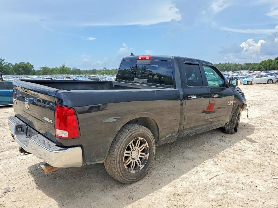 2018 RAM 1500 SLT 3
