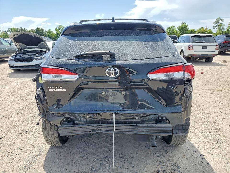 2025 TOYOTA COROLLA CROSS LE 6