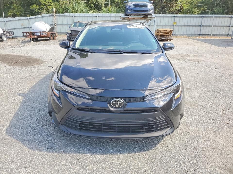 2026 TOYOTA COROLLA LE 5
