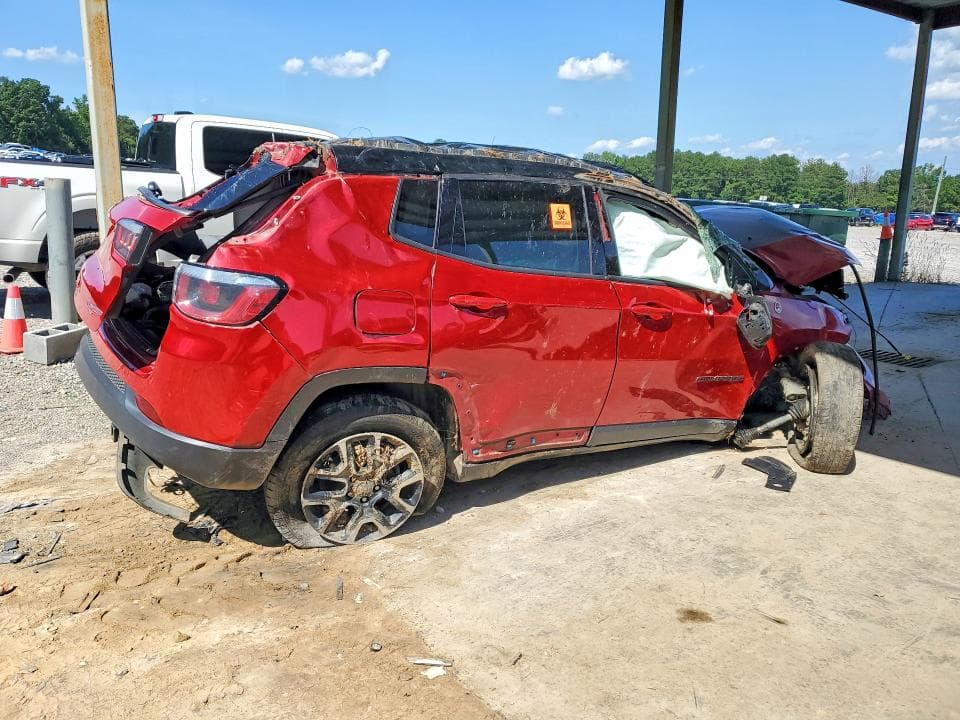 2019 JEEP COMPASS TRAILHAWK 3