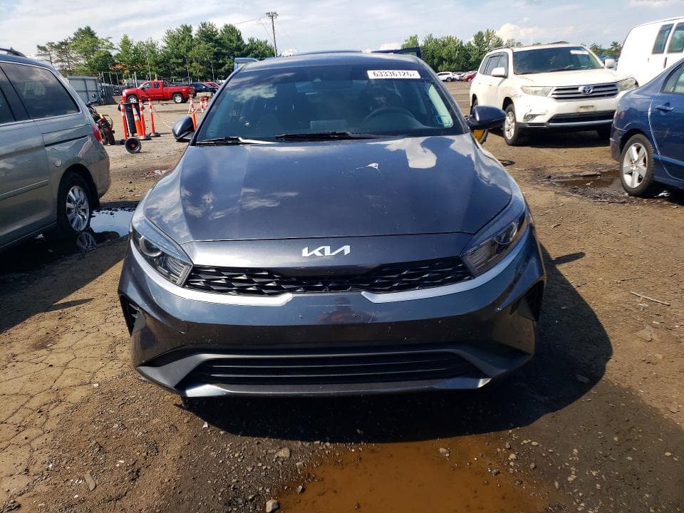 2023 KIA FORTE LXS 5