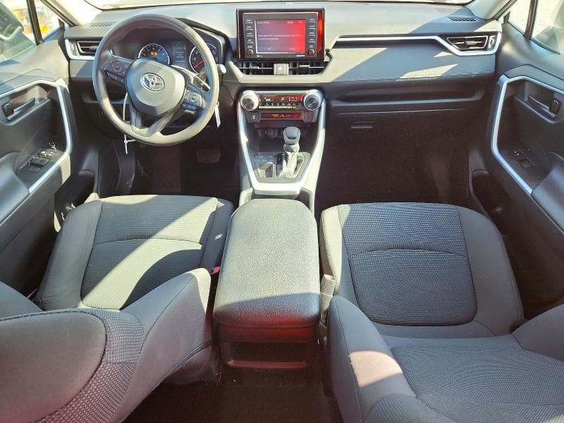 2021 TOYOTA RAV4 LE 8