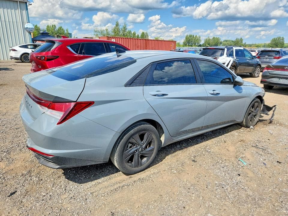 2022 HYUNDAI ELANTRA SEL 3