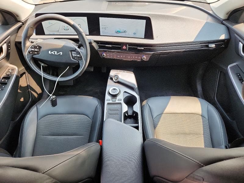 2024 KIA EV6 LIGHT LONG RANGE 8