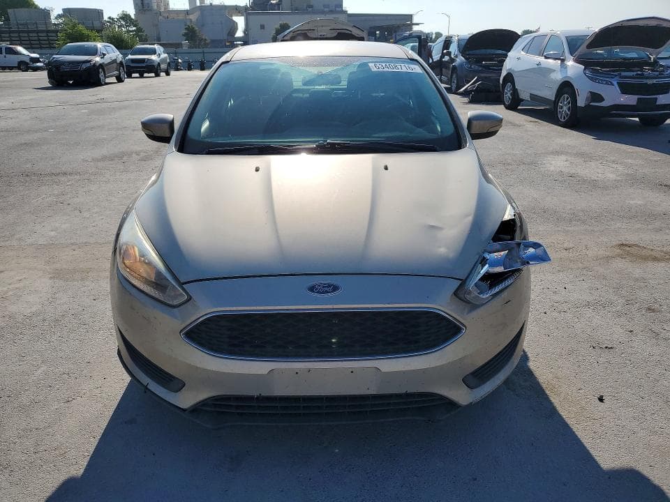 2017 FORD FOCUS SE 5