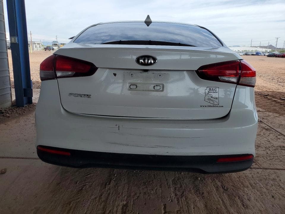 2018 KIA FORTE LX 6