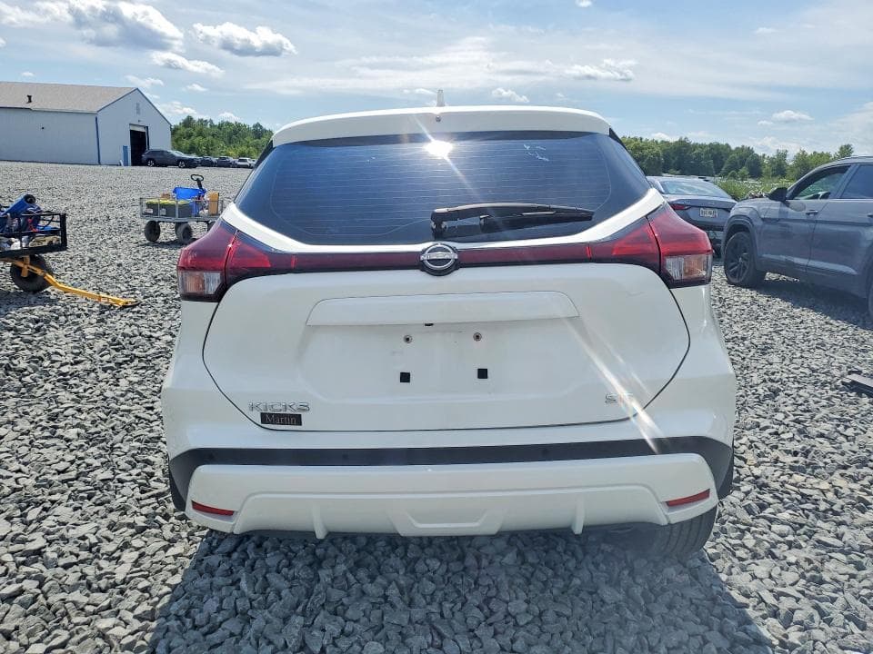 2023 NISSAN KICKS SR 6