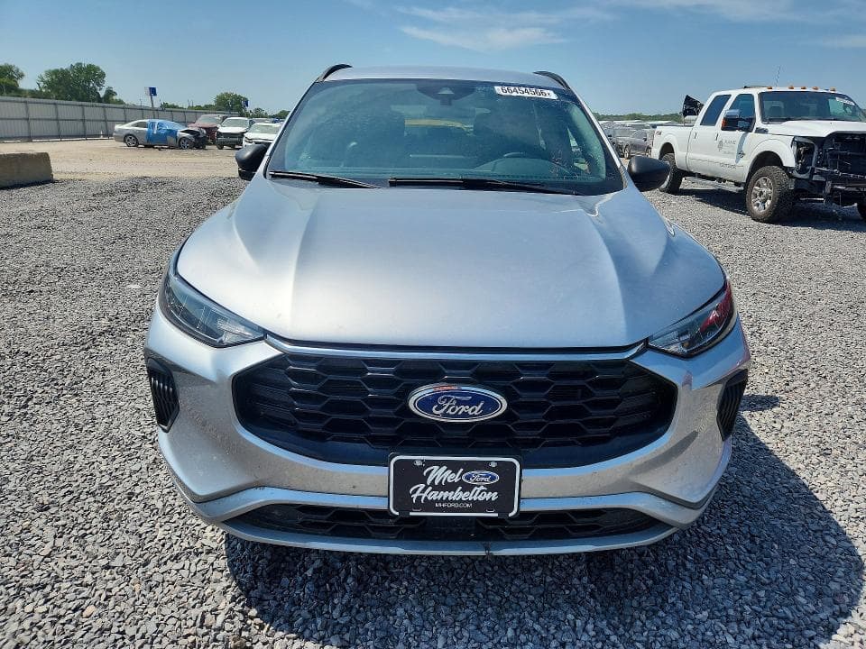 2023 FORD ESCAPE ST LINE 5