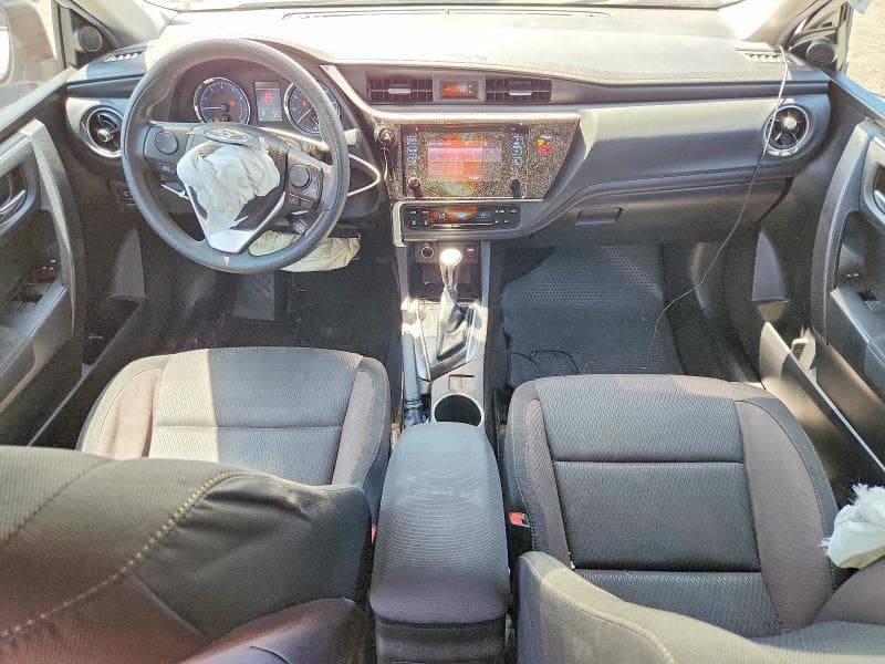 2019 TOYOTA COROLLA LE 8