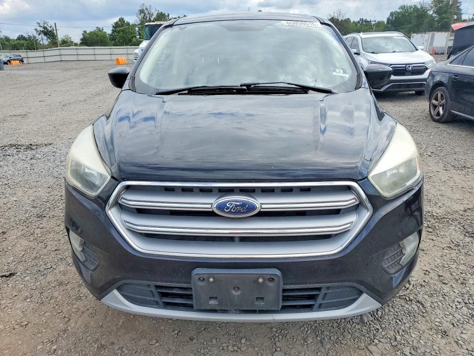 2017 FORD ESCAPE SE 5