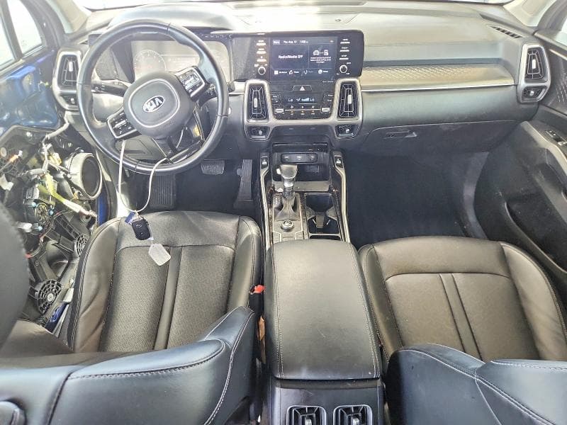 2021 KIA SORENTO S 8