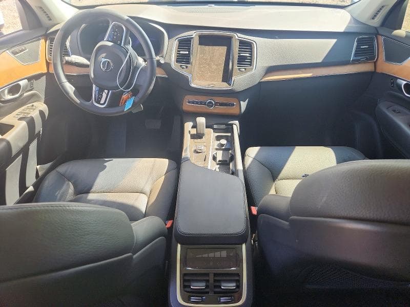 2024 VOLVO XC90 PLUS 8