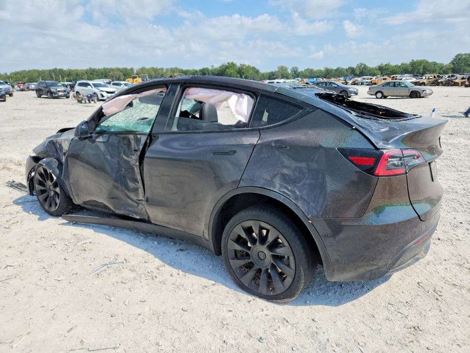 2023 TESLA MODEL Y 2