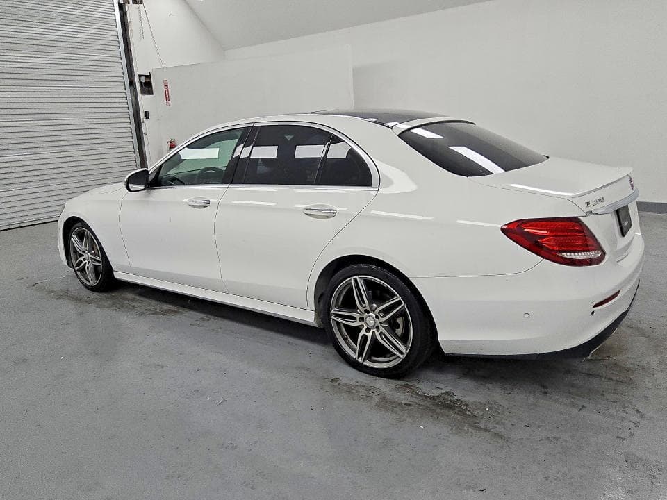 2017 MERCEDES-BENZ E 300 2