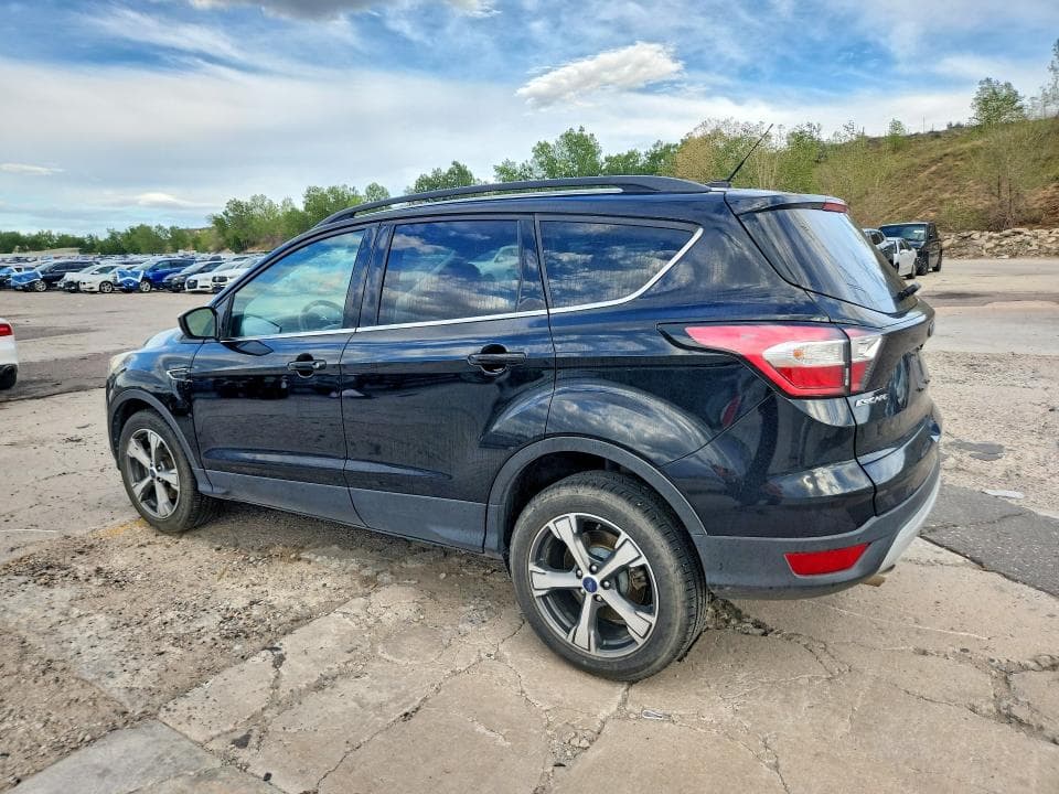 2017 FORD ESCAPE SE 2