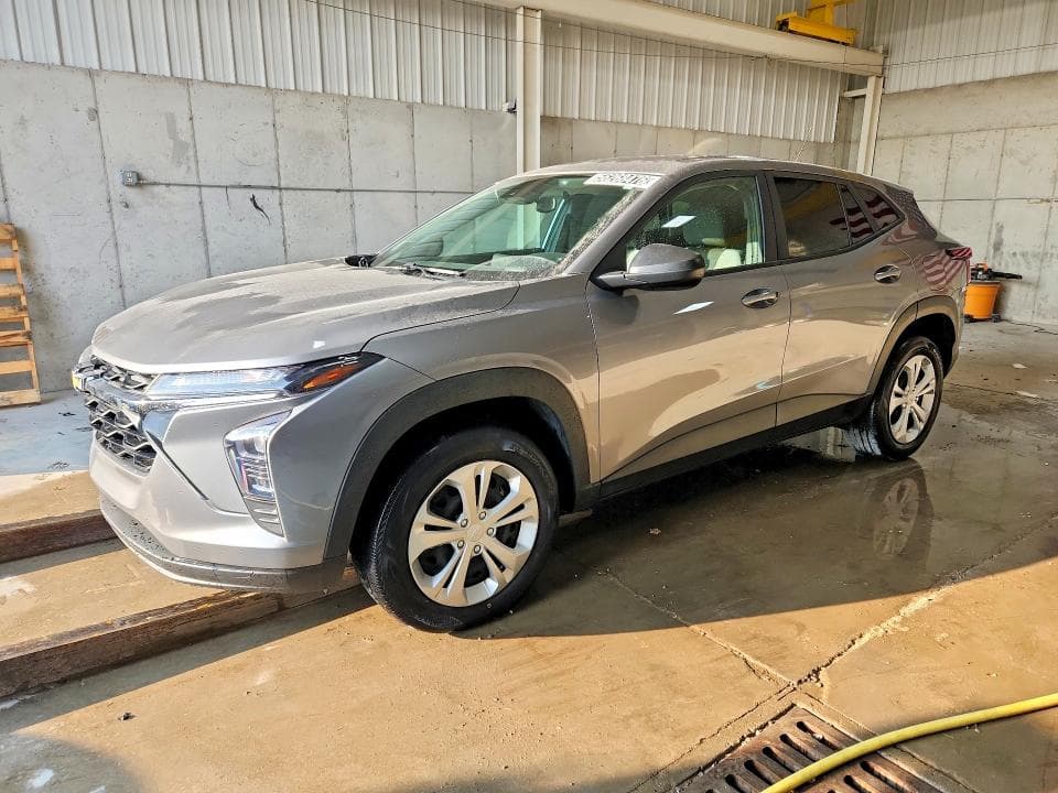 2024 CHEVROLET TRAX LS - 1