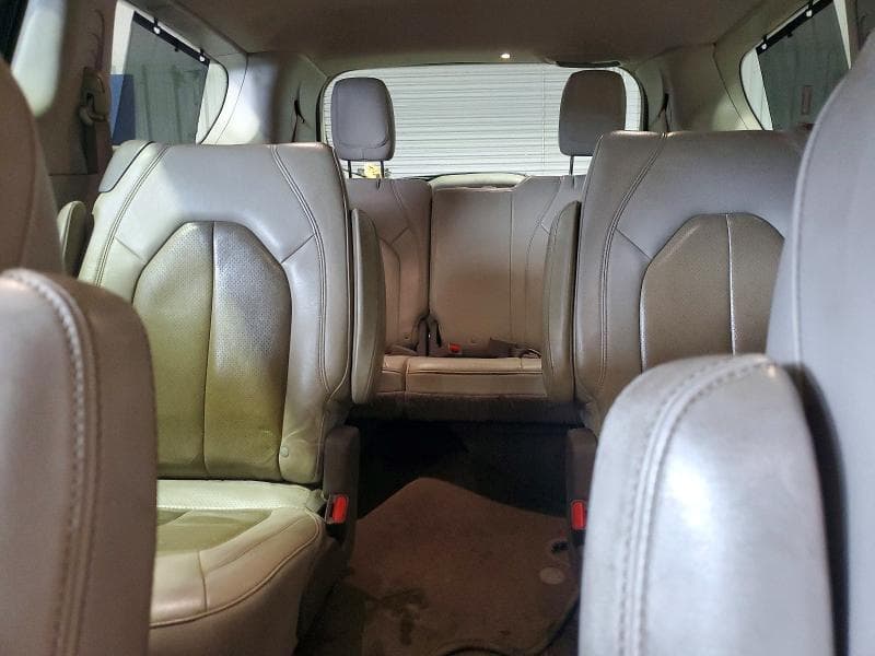 2021 CHRYSLER PACIFICA TOURING L 10