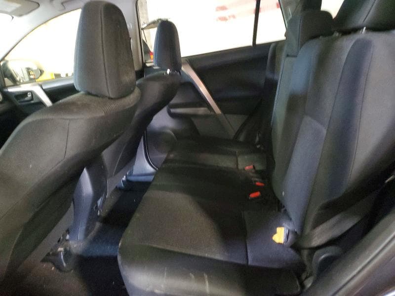 2018 TOYOTA RAV4 LE 11