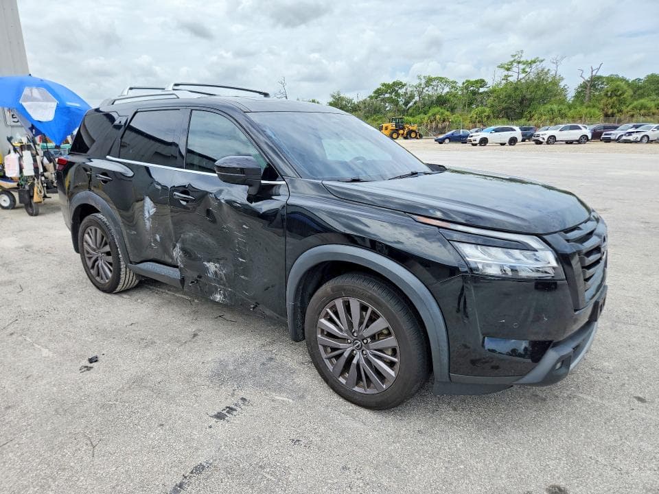 2023 NISSAN PATHFINDER SL 4