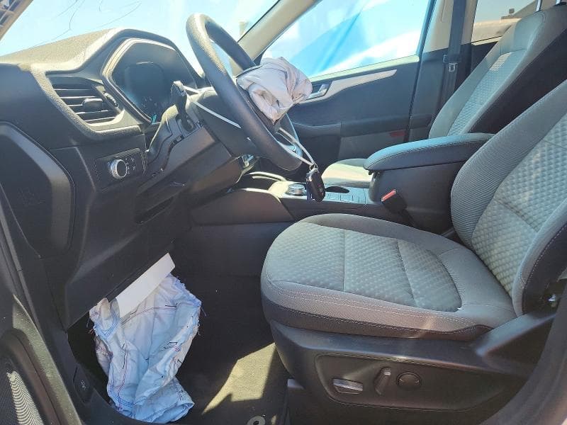 2020 FORD ESCAPE SE 7