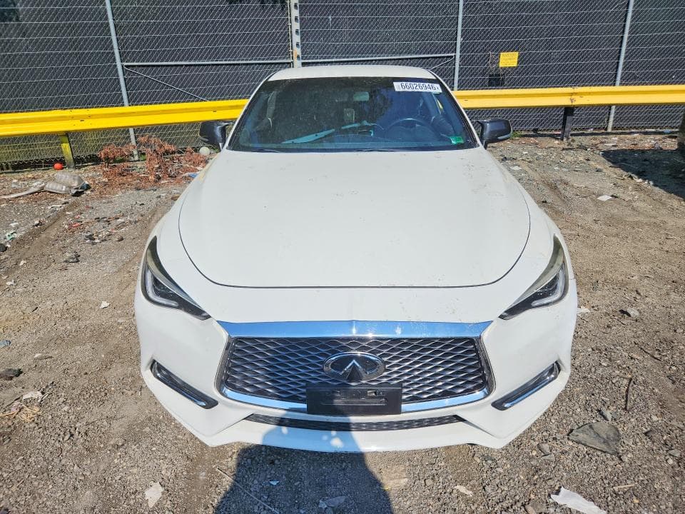 2017 INFINITI Q60 2.0T 5