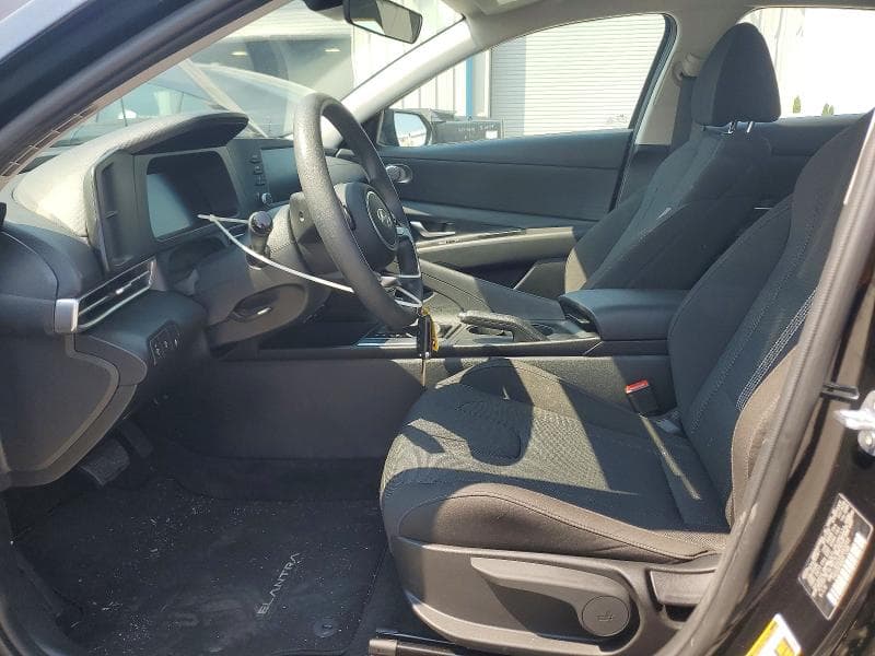 2024 HYUNDAI ELANTRA SE 7