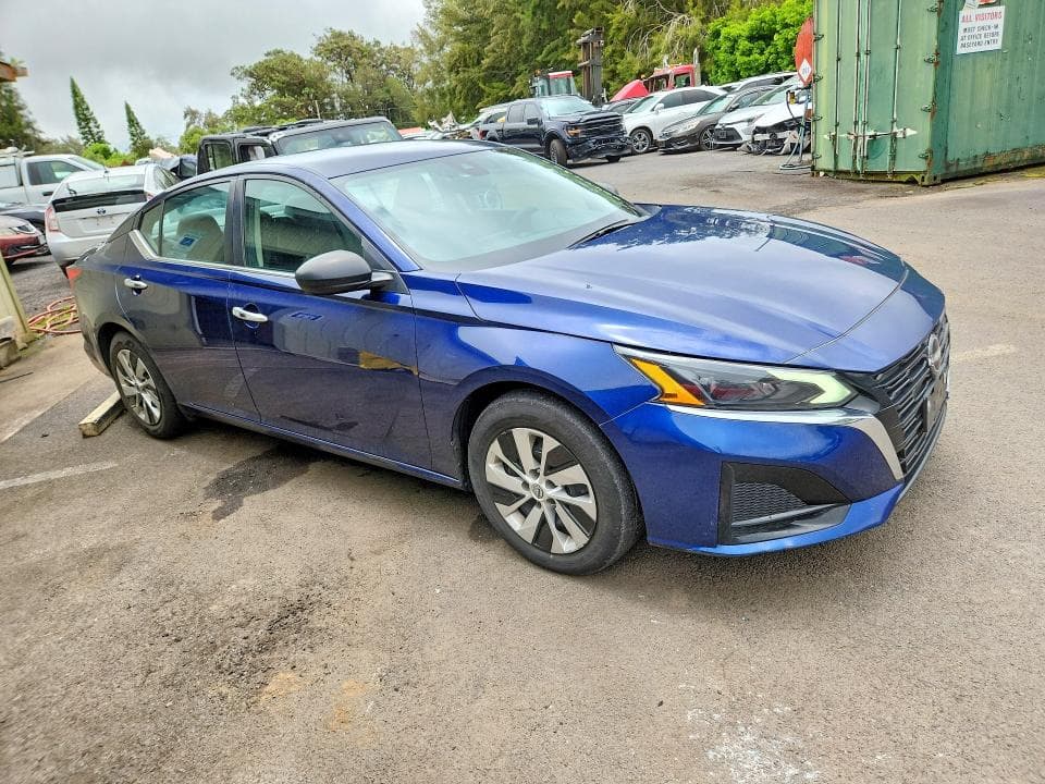 2024 NISSAN ALTIMA S 4