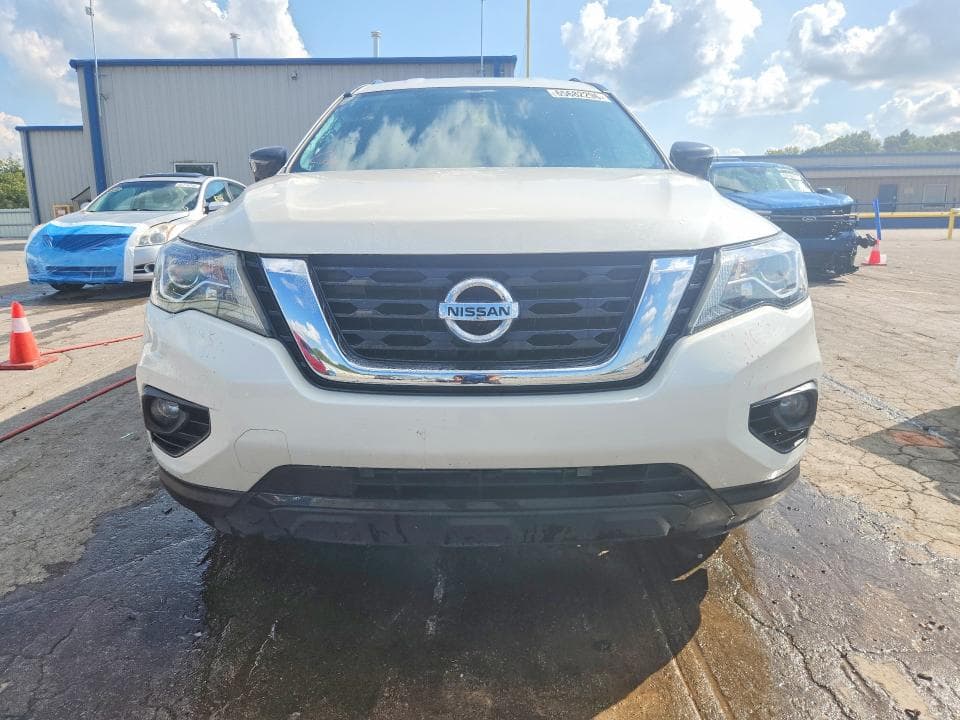 2018 NISSAN PATHFINDER SL 5