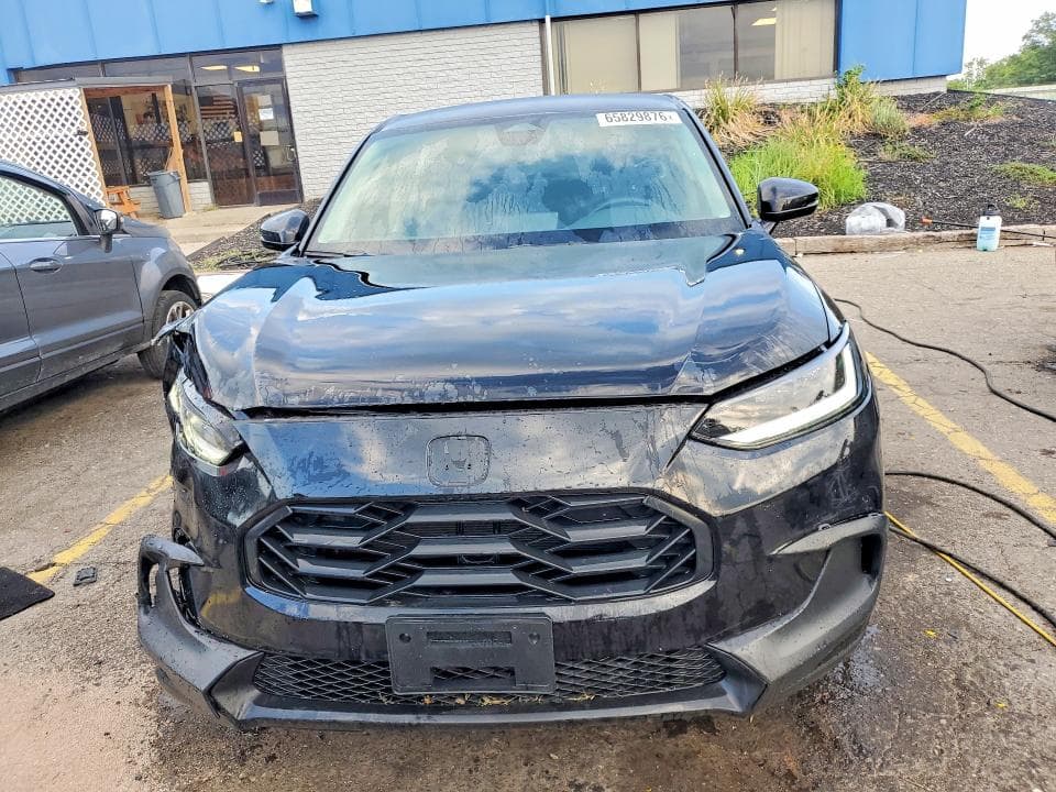 2023 HONDA HR-V LX 5