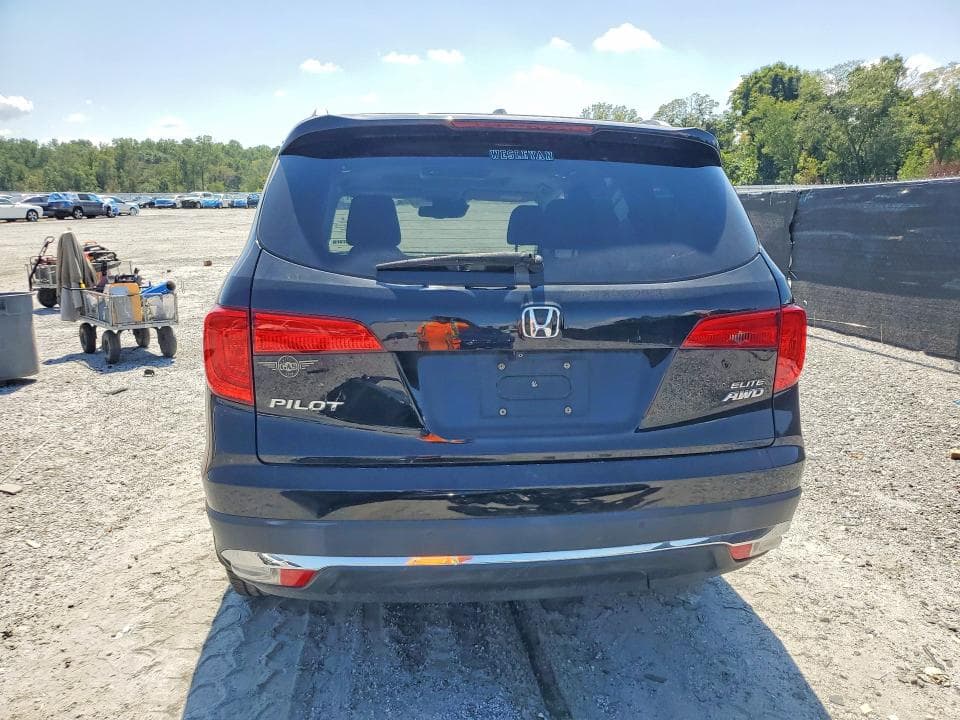 2018 HONDA PILOT ELITE 6