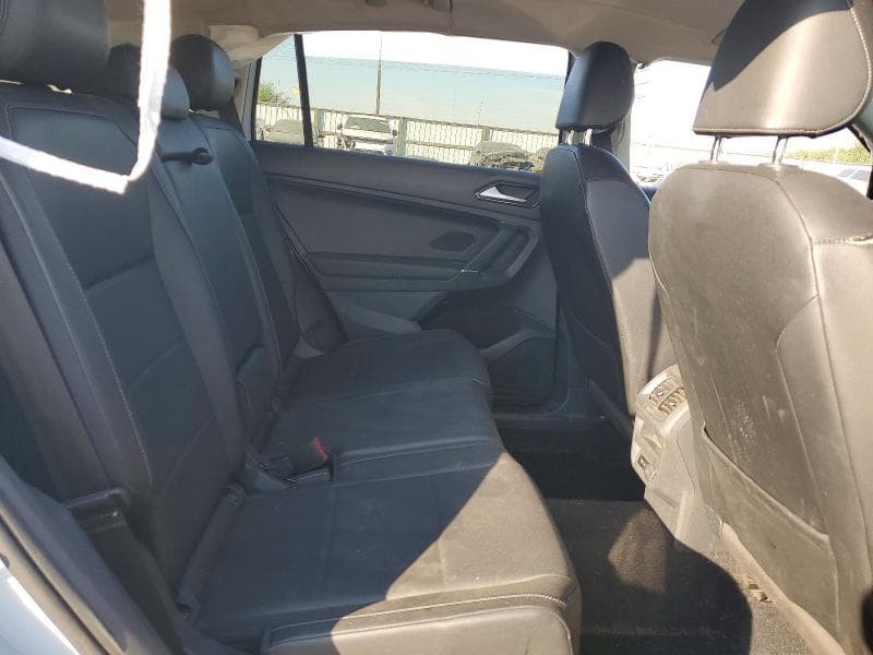 2018 VOLKSWAGEN TIGUAN SE 11