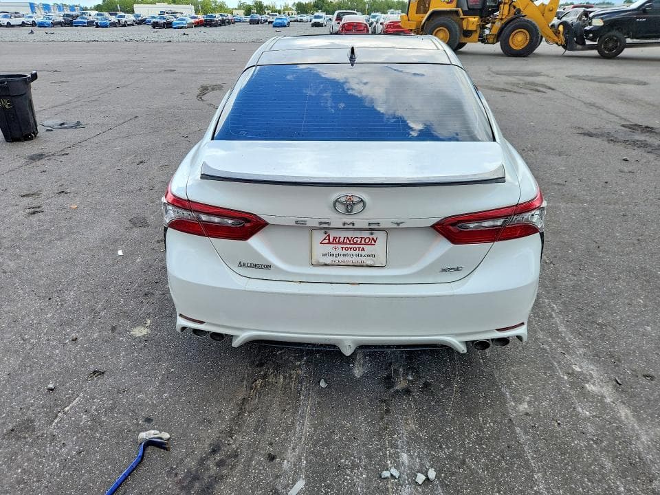 2022 TOYOTA CAMRY XSE 6