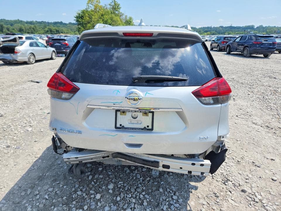 2020 NISSAN ROGUE SV 6