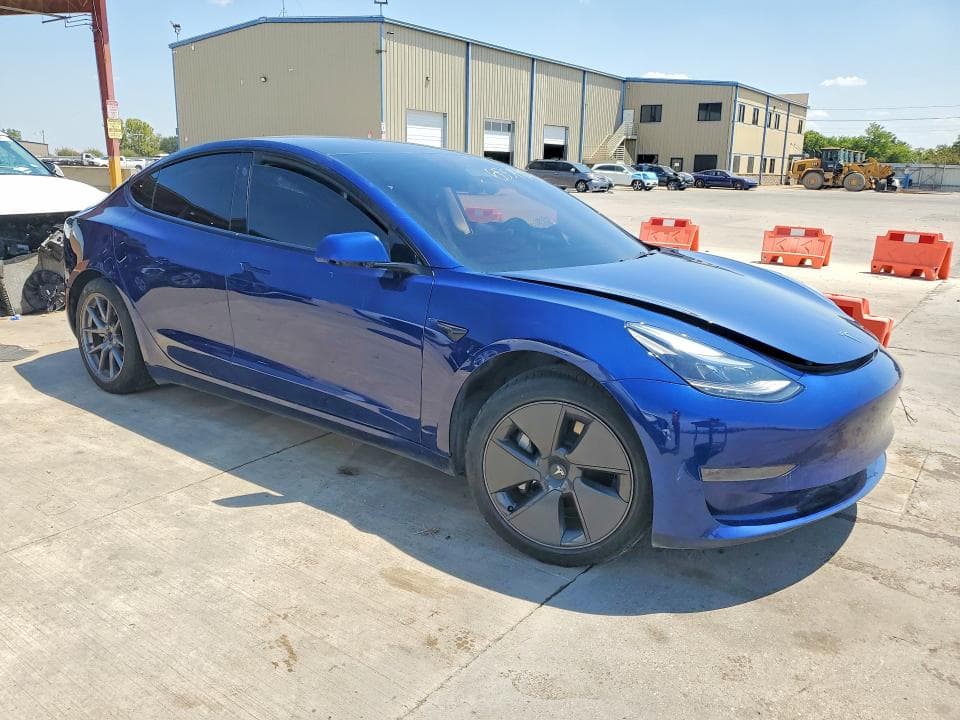 2023 TESLA MODEL 3 4