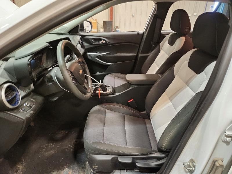 2025 CHEVROLET TRAX LS 7