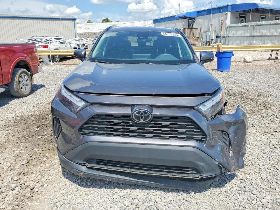 2024 TOYOTA RAV4 XLE 5