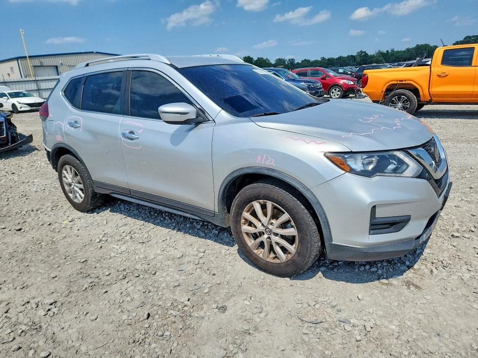 2020 NISSAN ROGUE SV 4