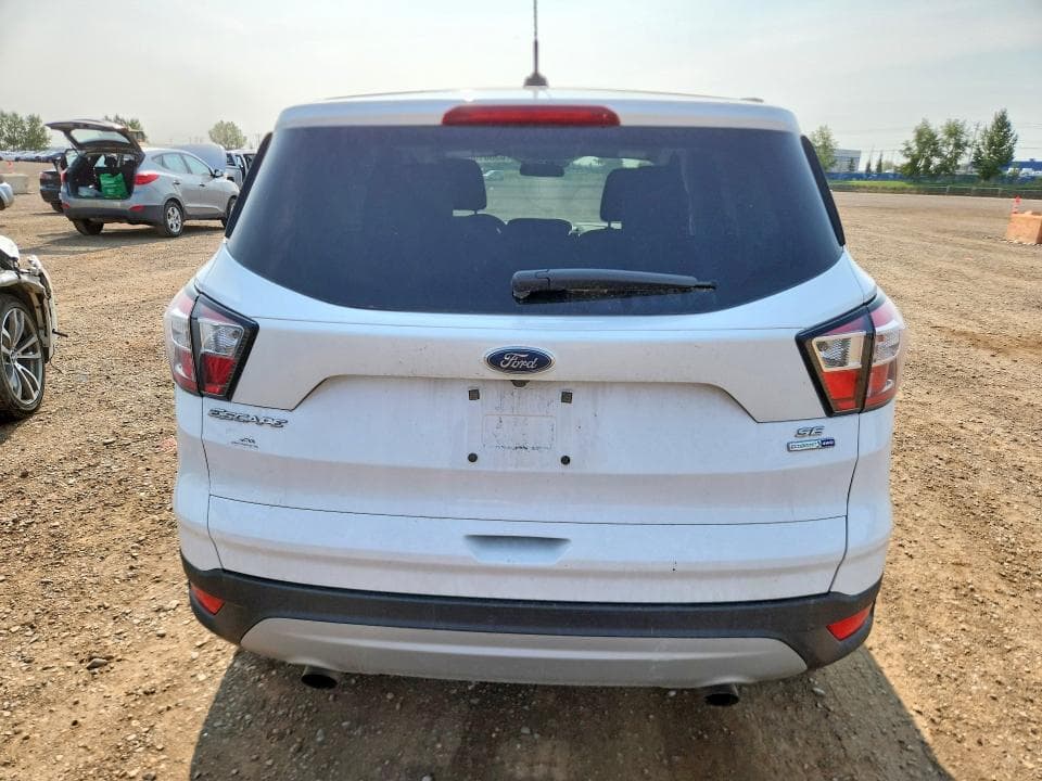 2017 FORD ESCAPE SE 6