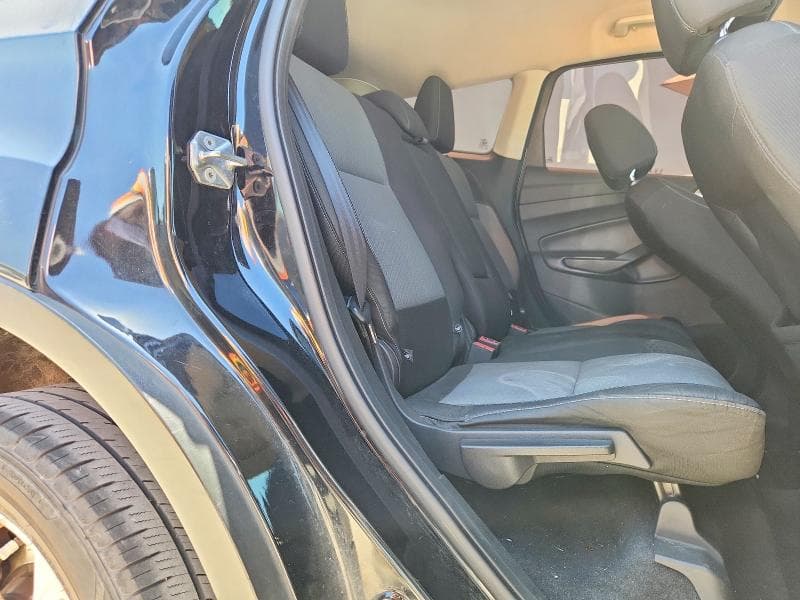 2017 FORD ESCAPE SE 11