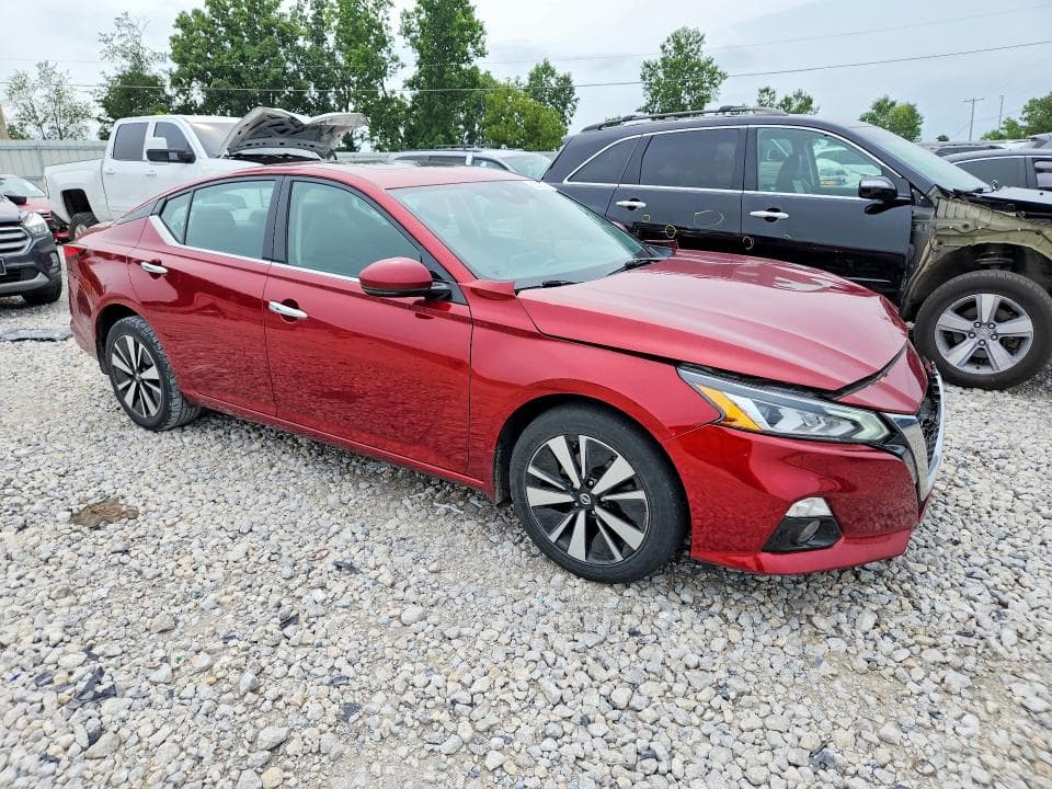 2020 NISSAN ALTIMA SV 4