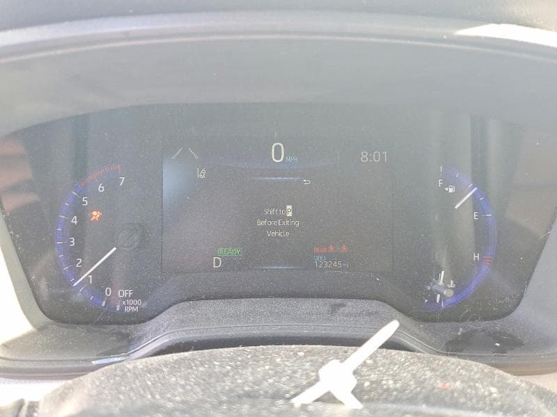 2021 TOYOTA COROLLA LE 9