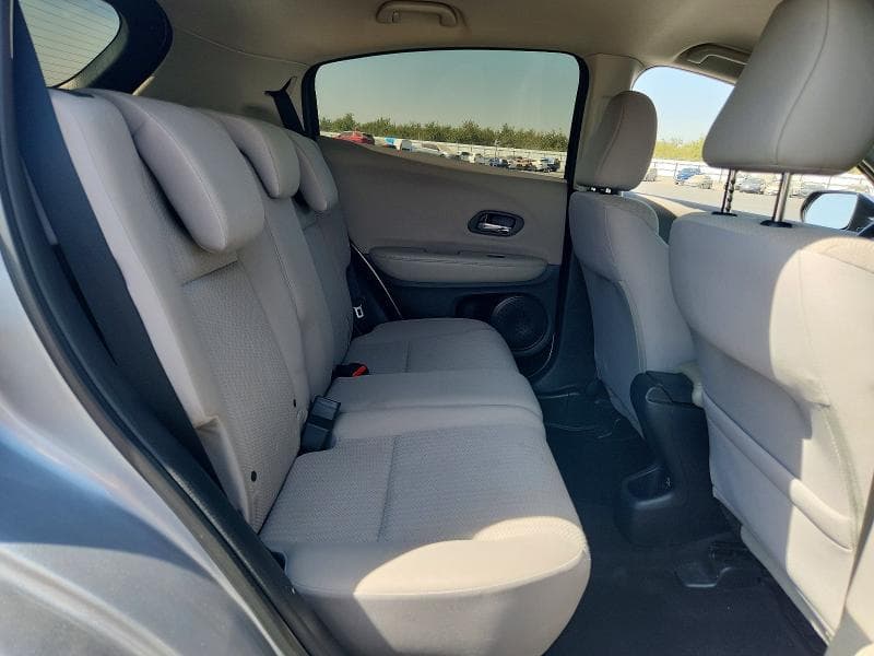 2017 HONDA HR-V LX 11