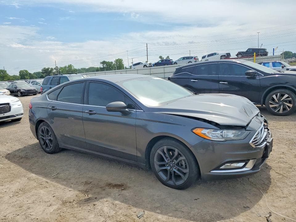 2018 FORD FUSION SE 4