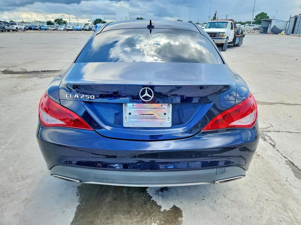 2018 MERCEDES-BENZ CLA 250 6