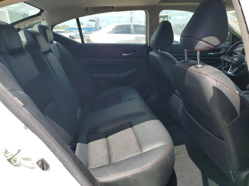 2019 NISSAN ALTIMA SR 10